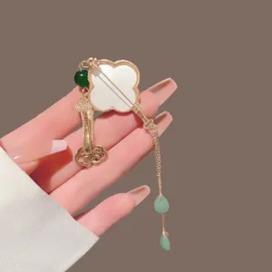 Chinese vintage ruyi pendant hanfu accessories traditional metal brooches main view