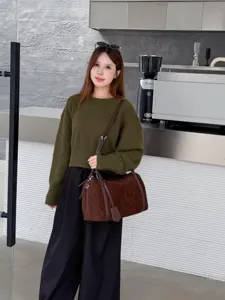 Casual large capacity commuter shoulder bag, stylish brown suede handbag for daily wear.