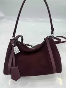 Large capacity casual commuter shoulder bag, stylish retro suede tote handbag for women.