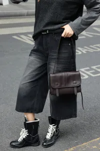 Premium genuine leather messenger bag for women, stylish vintage shoulder crossbody commuter handbag.