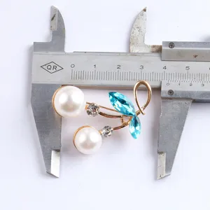 Perlen und blaue Kristall Kirsche Brosche Mode Schmuck Anstecknadel mit Messschieber