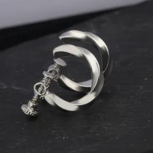 Pendientes de Clip de Tornillo Mobius de Cobre Minimalistas para Hombres Sin Perforación Pendientes de Aro Geométricos Retorcidos Joyería