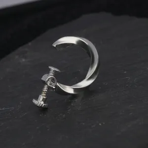 Pendiente Hombre Mobius Rosca Clip Minimalista Sin Piercing Joya Plata Moda Elegante