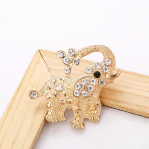 High-Grade Alloy Rhinestone Elephant Brooch Pin For Clothes Scarf Buckle Animal Brooch Gift Jewelry For Women Men