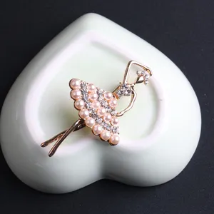 Exquisite rhinestone pearl ballerina brooch detail, elegant dancer pin for clothing accessories.