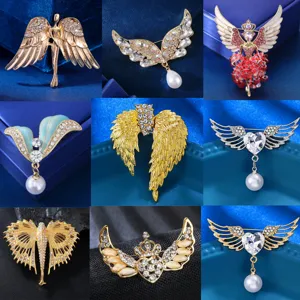 Minimalist Alloy Rhinestone Artificial Pearl Angel Wings Brooch Gold Plated Fashion Jewelry Pin Gift For Men Women