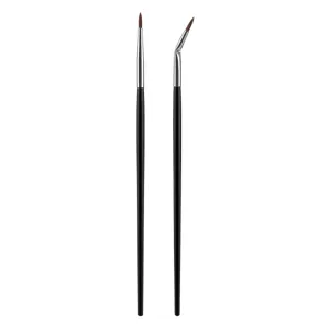 Conjunto de pinceles de maquillaje de ojos finos, delineador inclinado y pincel detallado.