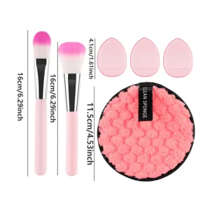 Set di pennelli da trucco portatili con pennelli per polvere, mini piumini e spugna di pulizia.