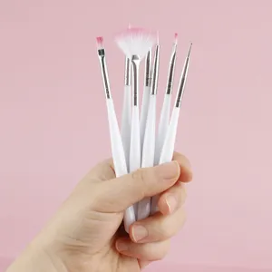 Set di 7 pennelli per nail art professionali per pittura liner gel UV strumenti manicure.