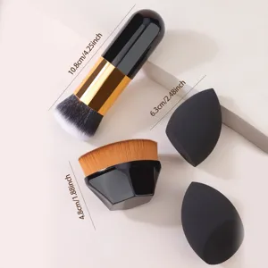 4-teiliges Make-up Pinsel und Schwamm Set, weiche, makellose Foundation-Mischwerkzeuge.