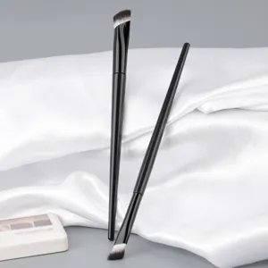 Professional Makeup Brush Angled Triangle Concealer Brush Face Highlight Contouring Detail Blending Concealer Concealer Tool For Women