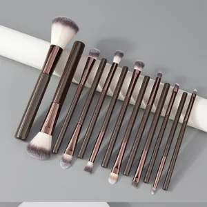 Detailed view of the 13-piece brown makeup brush set, featuring soft bristles and various brush types.