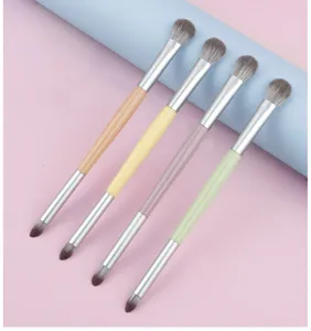 Dubbelzijdige oogschaduwkwast, precisie blending highlighter en snoep make-up tool.