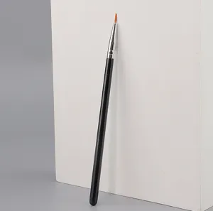 Fine tip eyeliner brush for precise eye makeup, detailed concealer and aegyo-sal makeup application.