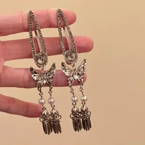 Vintage rhinestone butterfly tassel hair clip side duckbill clip for women elegant