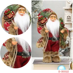 Staande Kerstman figuur met geschenkzak en takjes voor feestelijke kerstdecoratie huis.