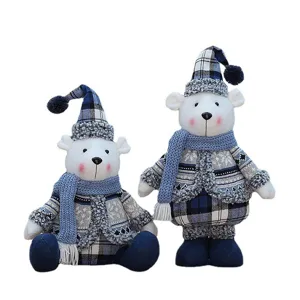 Kerst pluche ijsbeer poppen decoratie set, donkerblauwe ruit winter speelgoed figuren.