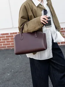 Elegante Damen Handtasche aus echtem Leder, grosse Kapazitaet Umhaengetasche fuer Alltag und Arbeit.