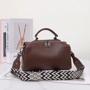 Borsa a mano a cuscino in vera pelle da donna elegante borsa a tracolla con tracolla larga