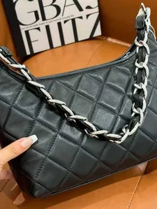 Womens Fashion Genuine Leather Quilted Shoulder Bag Luxury Chain Underarm Handbag Vintage Tote Commuter Bag