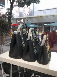 Borsa a mano nera elegante in vera pelle grande borsa a spalla classica capiente