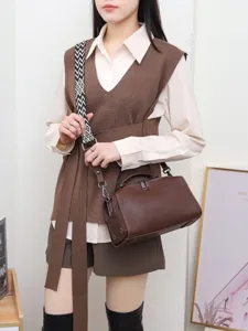 Borsa a mano da donna in vera pelle marrone stile retro con tracolla larga geometrica