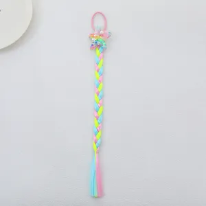 Trenza de pelo sintetico de colores para ninas con coletero de estrella de mar con lentejuelas.