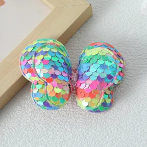 Fermaglio per capelli a farfalla con paillettes colorate, grazioso accessorio per bimbe.