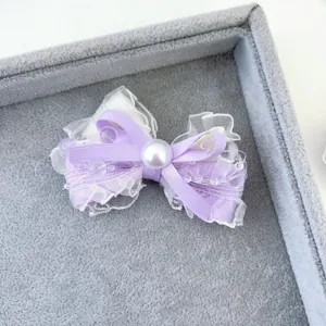 Fermaglio per capelli con fiocco viola fatto a mano con pizzo e perla per dolci ragazze.