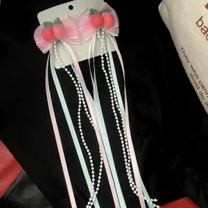 Dolce fermaglio per capelli con fiocco di pesca e nappe di perle per Hanfu e look.