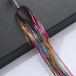Extensions de guirlandes capillaires colorées mèches scintillantes métalliques pour tresses.