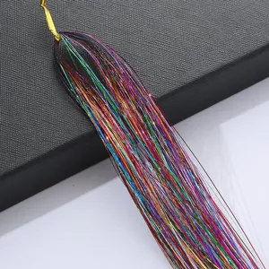 Extensions de tinsel de cheveux metalliques laser pailletees pour coiffage de fete mode.