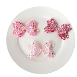 Cute glitter bow hair clips for kids, sparkly hair accessories set, charming side hairpin style.