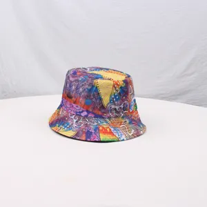 Bunte abstrakte Batik Fischerhut, retro Kunststil, vielseitige Sonnenhut für Freizeitkleidung.