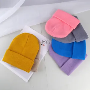Berretto in maglia tinta unita colorato set invernale caldo per uomo e donna accessori