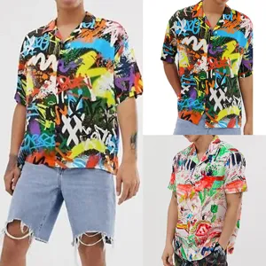 Camicia da Uomo in Stile Britannico Mimetica Graffiti Stampa Casual Spiaggia Manica Corta Poliestere Comoda Traspirante Top Estivo