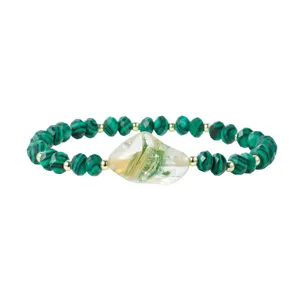 Boho groen gefacetteerd kraalarmband met onregelmatige kristalglas hanger voor dames