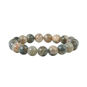 Kleurrijke edelsteen kralen armband detail, meerkleurige ronde kristal sieraden.