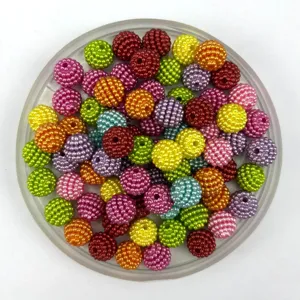 Assortiment de perles de baies texturees DIY colorees melange de perles d'espacement art