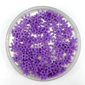 Perle sfuse in plastica viola a forma di fiocco di neve per custodia e nail art DIY.
