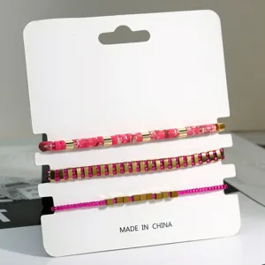 Boho roze en gouden kraal armband set, stapelbare handgemaakte sieraden voor dames.