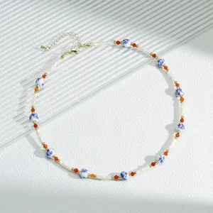 New Chinese blue and white porcelain shell bead necklace, versatile literary clavicle chain.