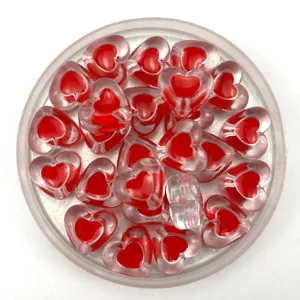 Perline in acrilico cuore rosso trasparente per creazione di gioielli fai da te e decorazione.