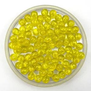Transparante gele acryl ronde kralen detail, DIY ambacht losse kralen voor sieraden maken.
