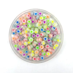 Colorful acrylic heart beads for DIY handmade bracelets and jewelry making accessories.