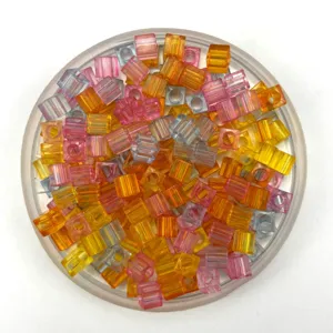 Perles carrées transparentes en acrylique pour bijoux DIY, perles cubes colorées.