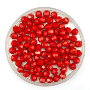 Red 32-faceted acrylic beads detail shot, perfect for DIY jewelry making accessories.