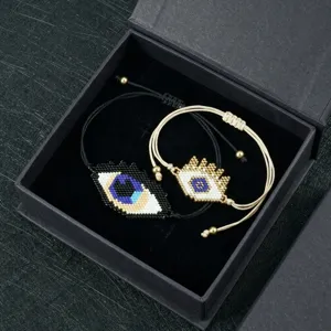 Elegante set di bracciali artigianali con perline Miyuki e cordino regolabile donna.