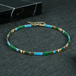 Bunte Boho TILA Perlen Kette kurze Halskette fuer Sommer Strand Urlaub Schmuck neu