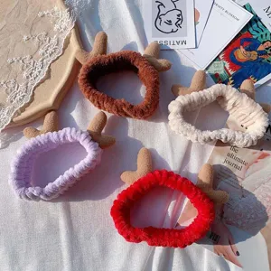 Plush coral fleece antler headband detail, cute and soft hair band for washing face and makeup.
